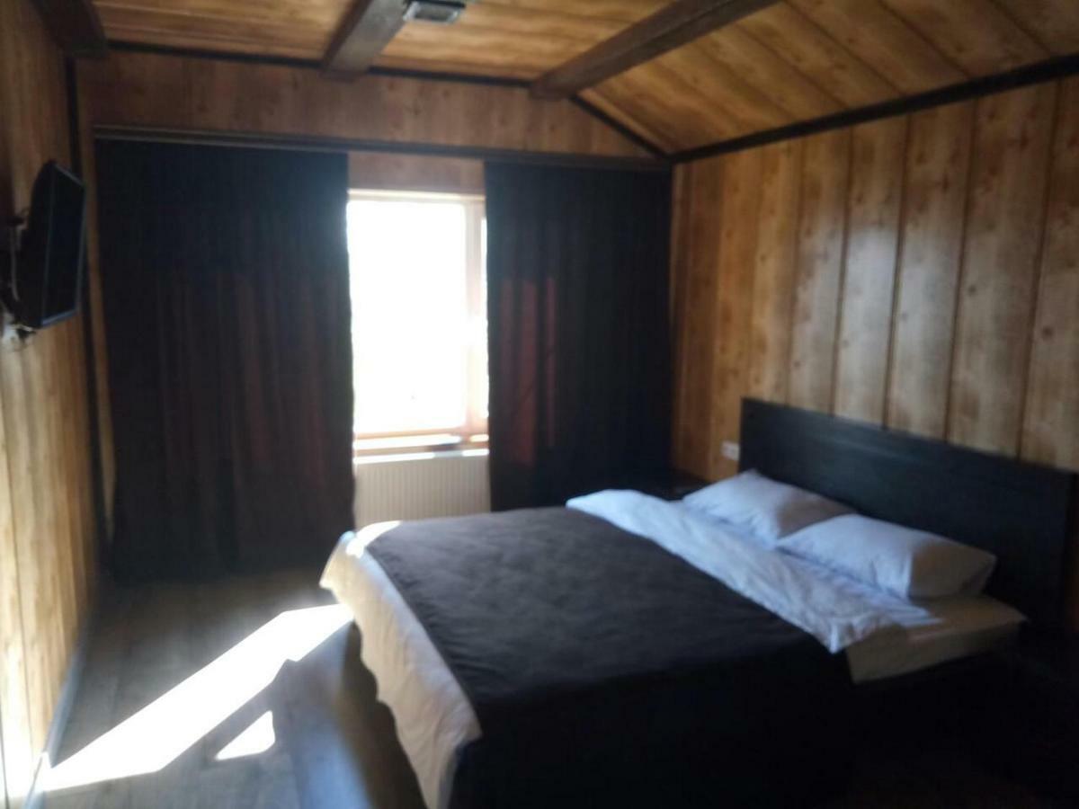 Royal House Villa Камианец-Подилский Екстериор снимка