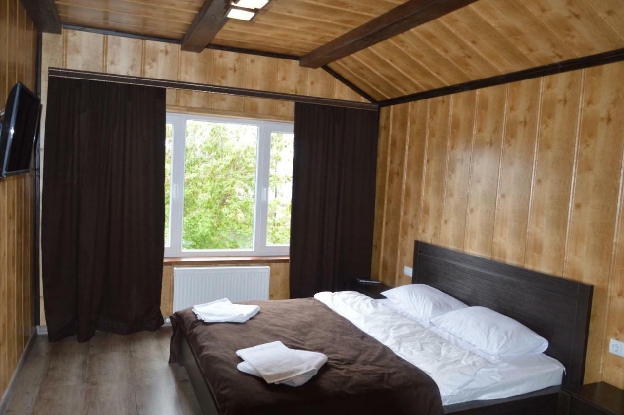 Royal House Villa Камианец-Подилский Екстериор снимка